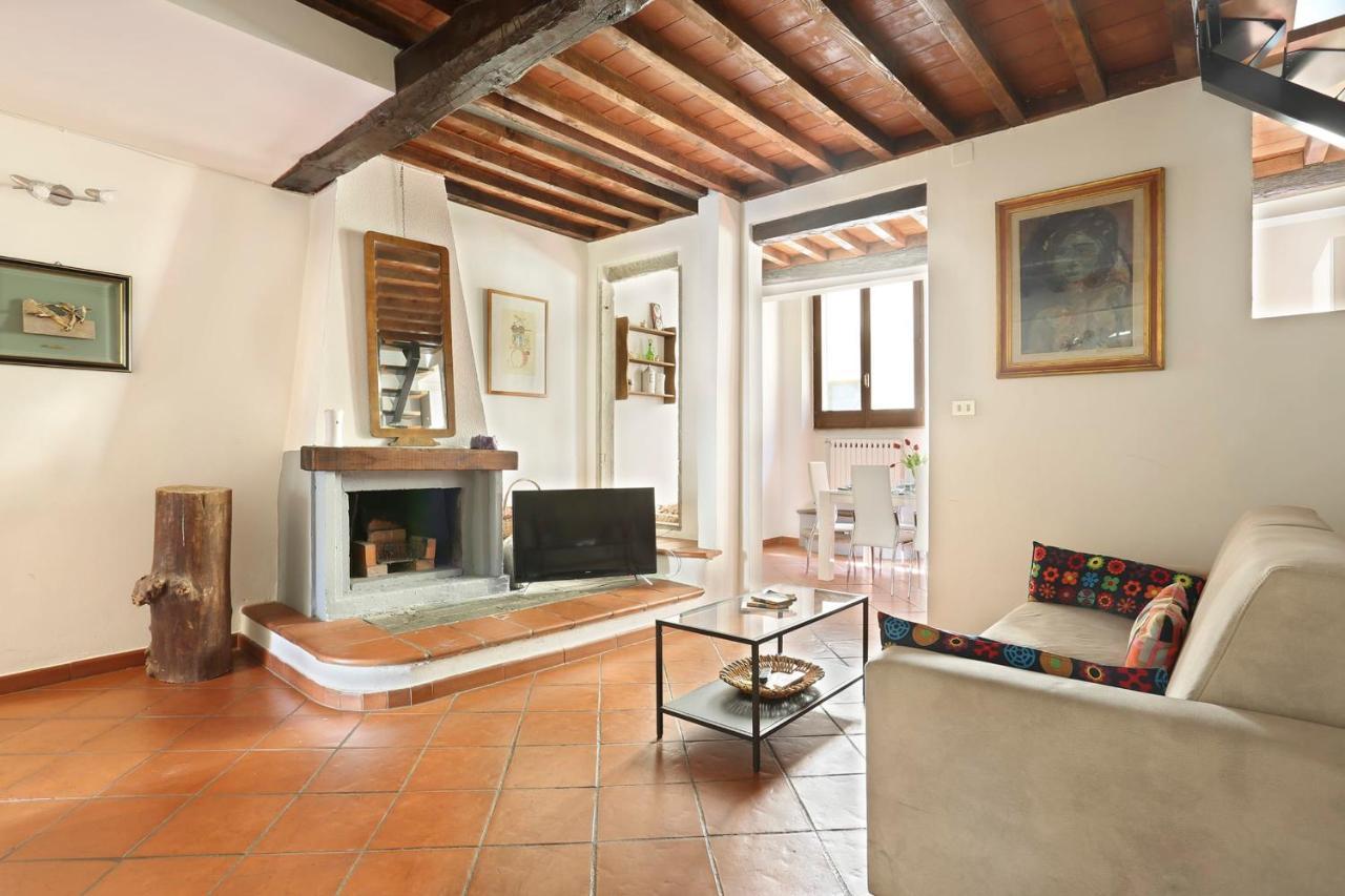 Tornabuoni Apartment- Hosted By Sweetstay Firenze Eksteriør billede
